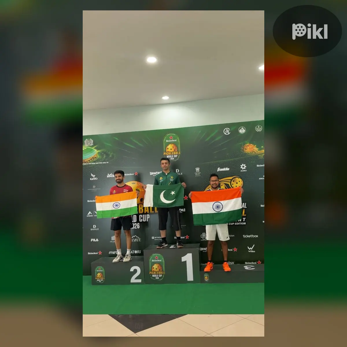 Medal ceremony — Amateur · Men's Singles · 30+ · ≥ 3.5