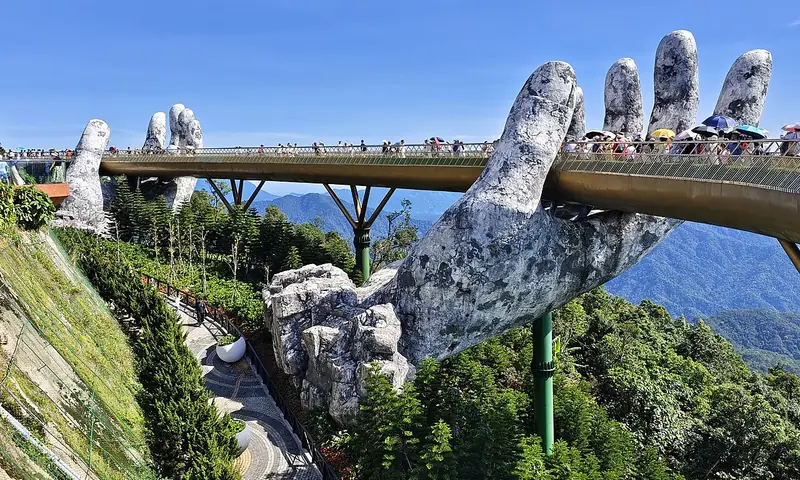 Ba Na Hills & the Golden Bridge