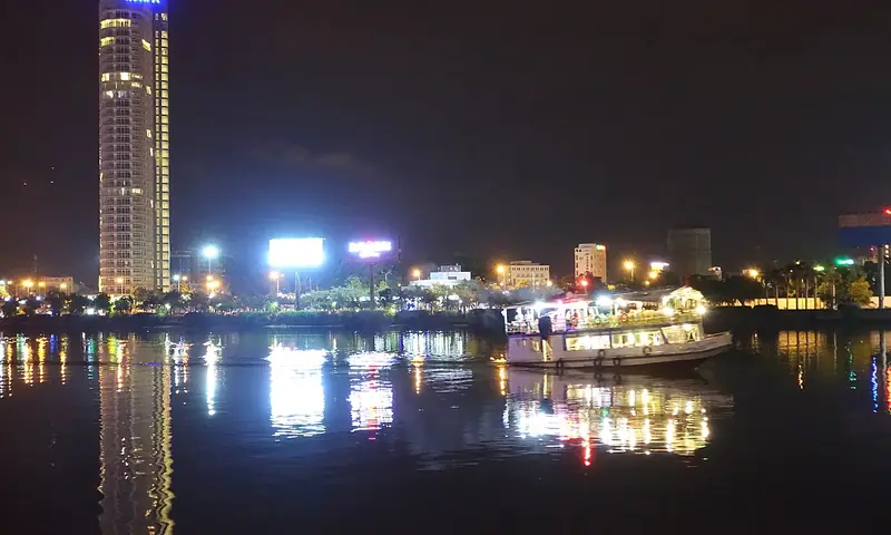 Hai Chau riverside — Da Nang